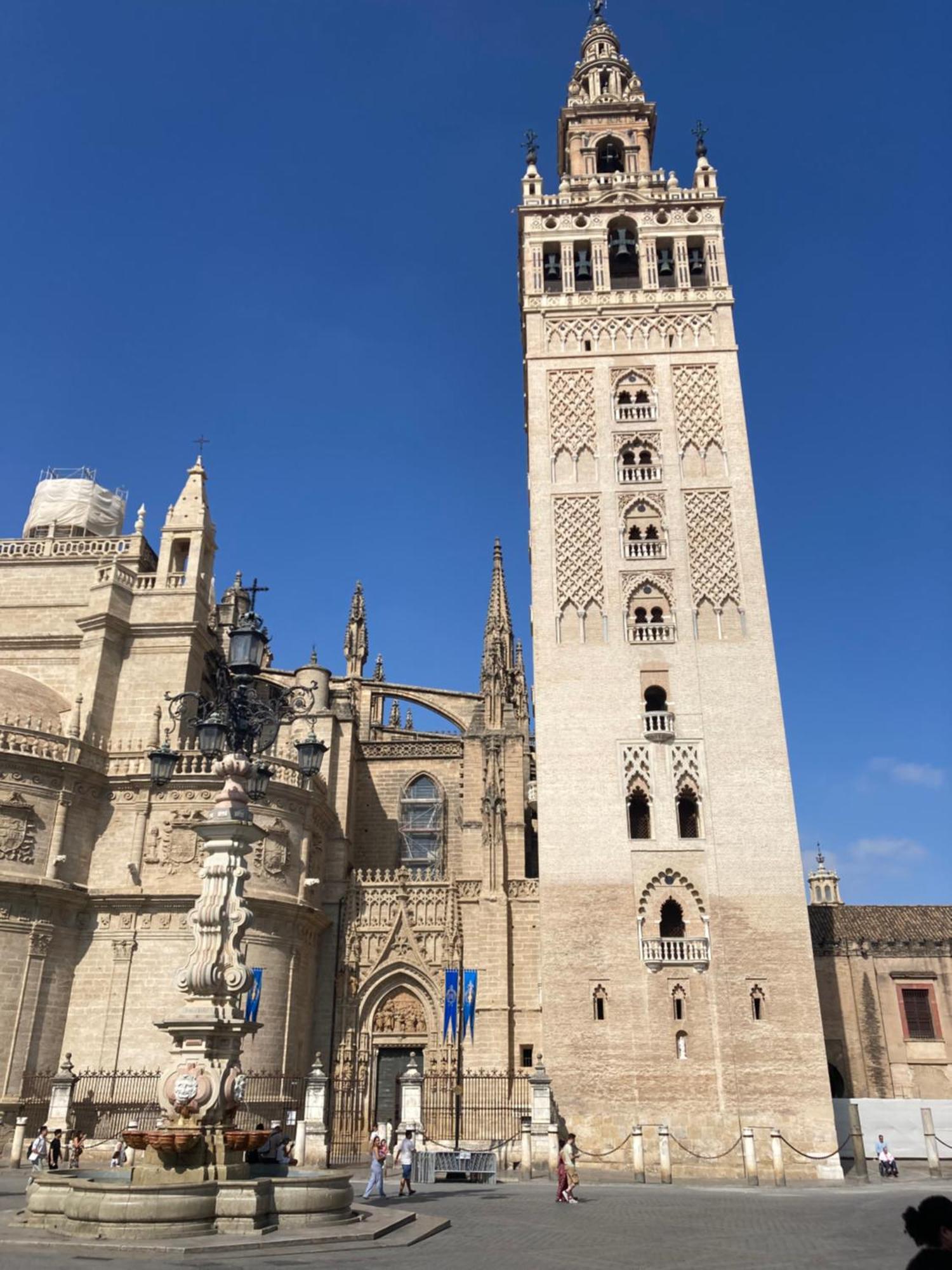 Jimios Alcazar Catedral Leilighet Sevilla Eksteriør bilde